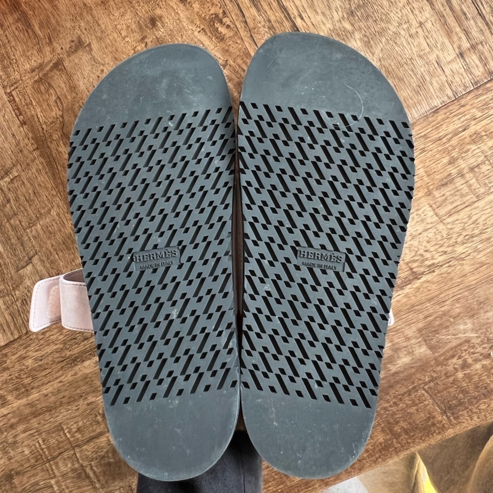 Hermès Chypre Sandal in Rose Porcelaine - Picture 8 of 9